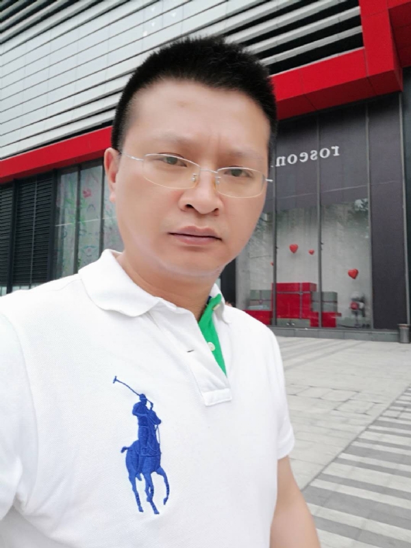 硬汉的第一张照片--南宁相亲服务中心