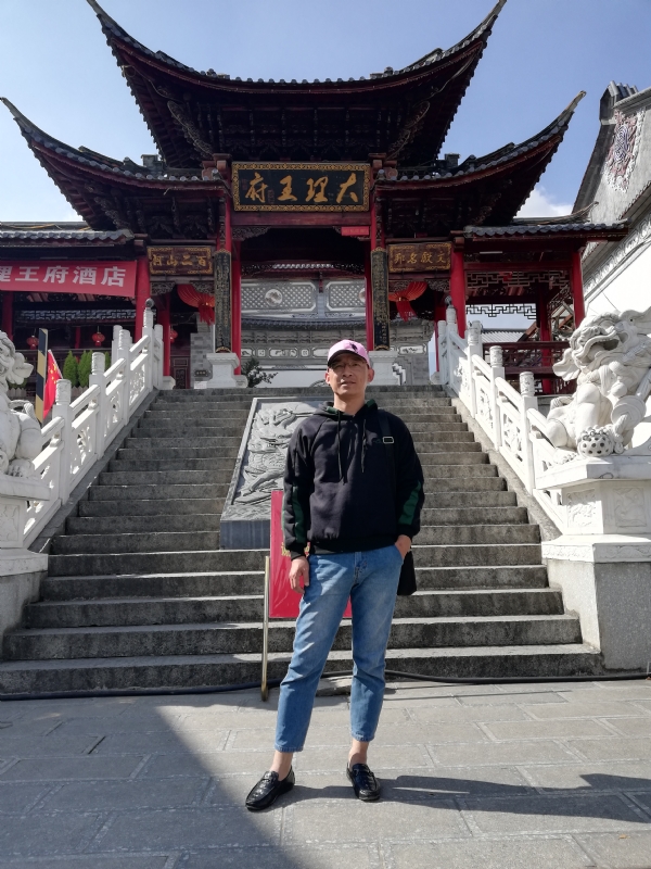 旧事离人的第一张照片--南宁相亲服务中心