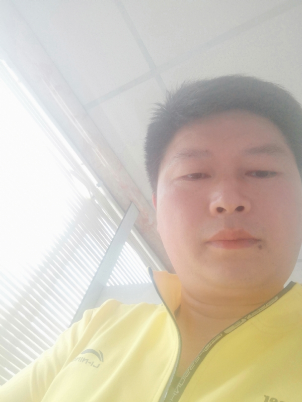 山男的第一张照片--南宁相亲服务中心