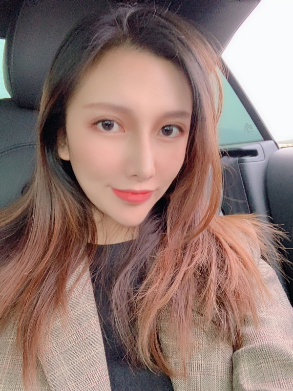 李岚Lancy的第一张照片--南宁相亲服务中心
