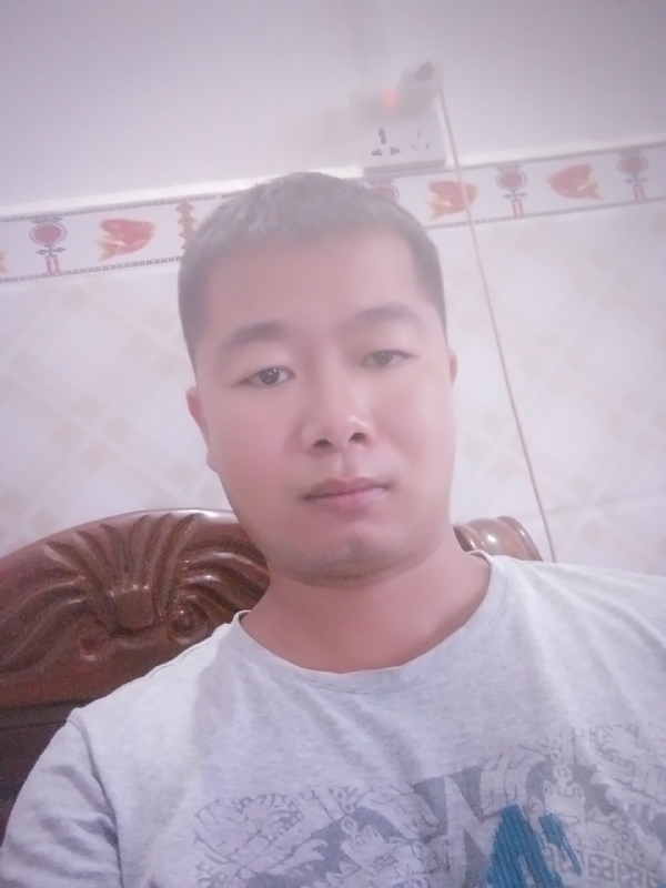 心雨的第一张照片--南宁相亲服务中心
