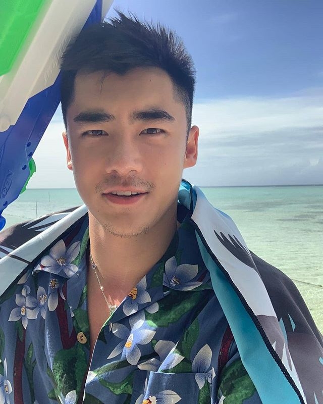 似风沙的第一张照片--南宁相亲服务中心