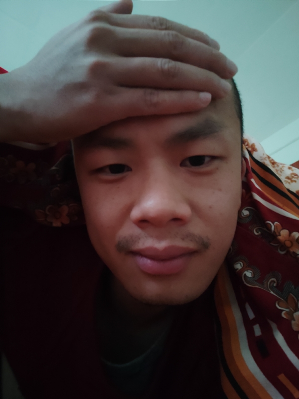 开心鬼在哪呢的第一张照片--南宁相亲服务中心