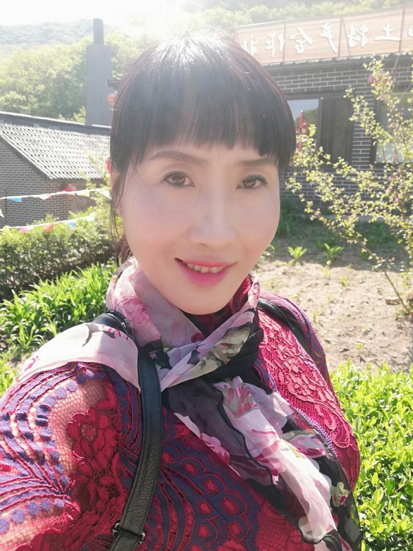 艳阳高照的第一张照片--南宁相亲服务中心