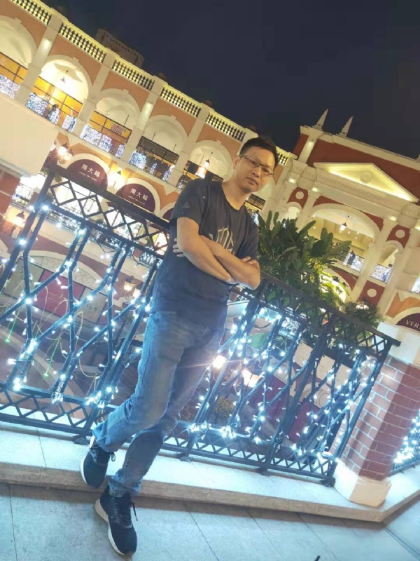 落单恋人的第一张照片--南宁相亲服务中心