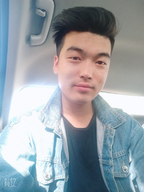 吉吉国王的第一张照片--南宁相亲服务中心