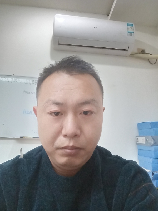 寻找另一半的第一张照片--南宁相亲服务中心