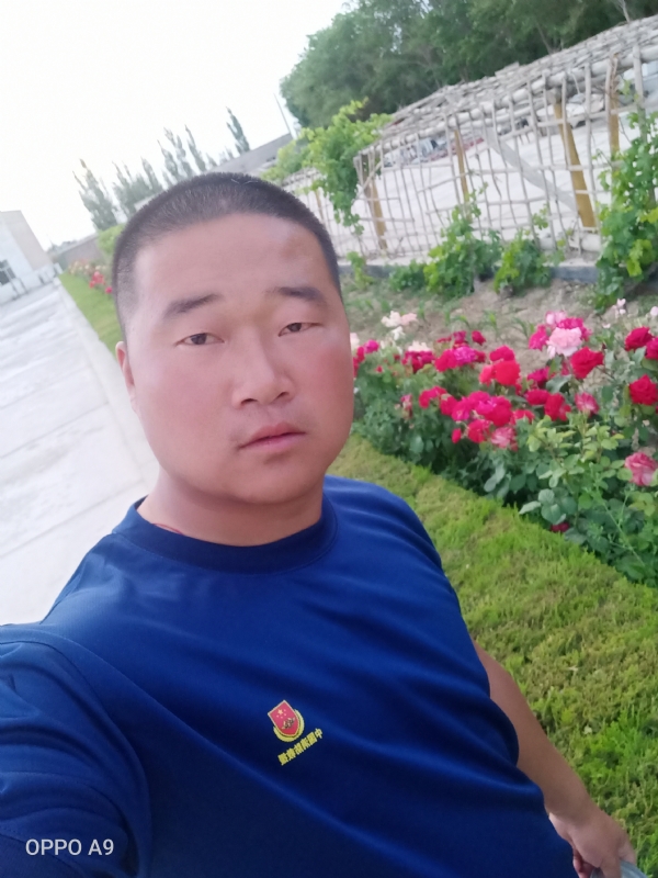 奋斗中的青春最美丽的第一张照片--南宁相亲服务中心