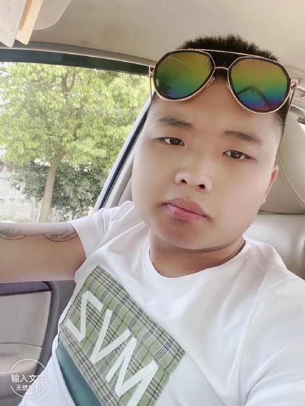 比比曾_的第四张照片--南宁相亲服务中心