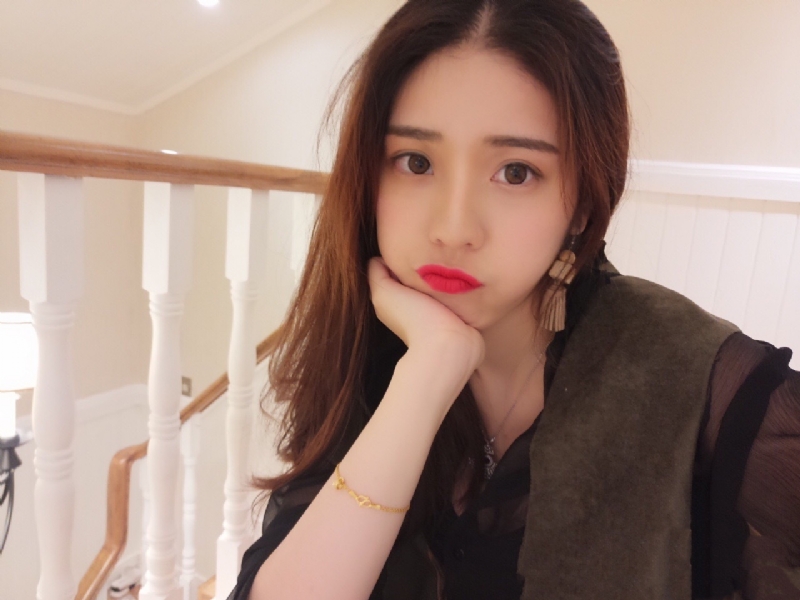 陈怡的第一张照片--南宁相亲服务中心