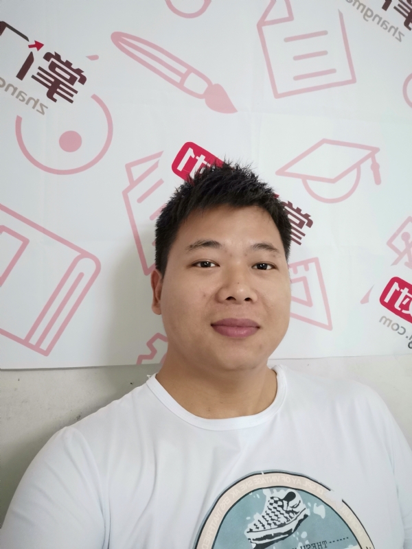 轻静地行走着的第一张照片--南宁相亲服务中心