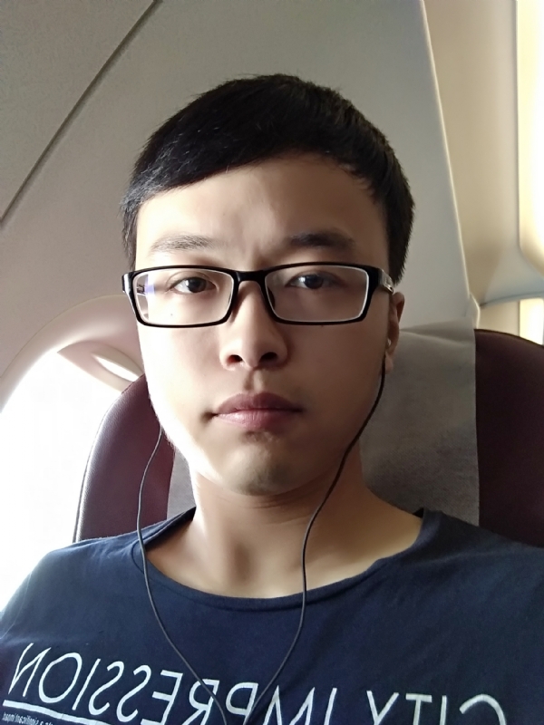 在水一方的第一张照片--南宁相亲服务中心