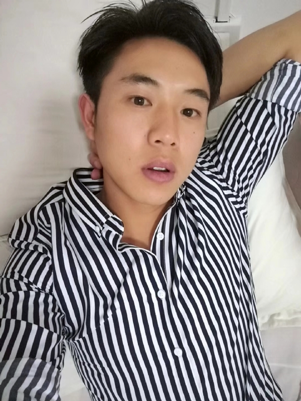 小雷的第二张照片--南宁相亲服务中心