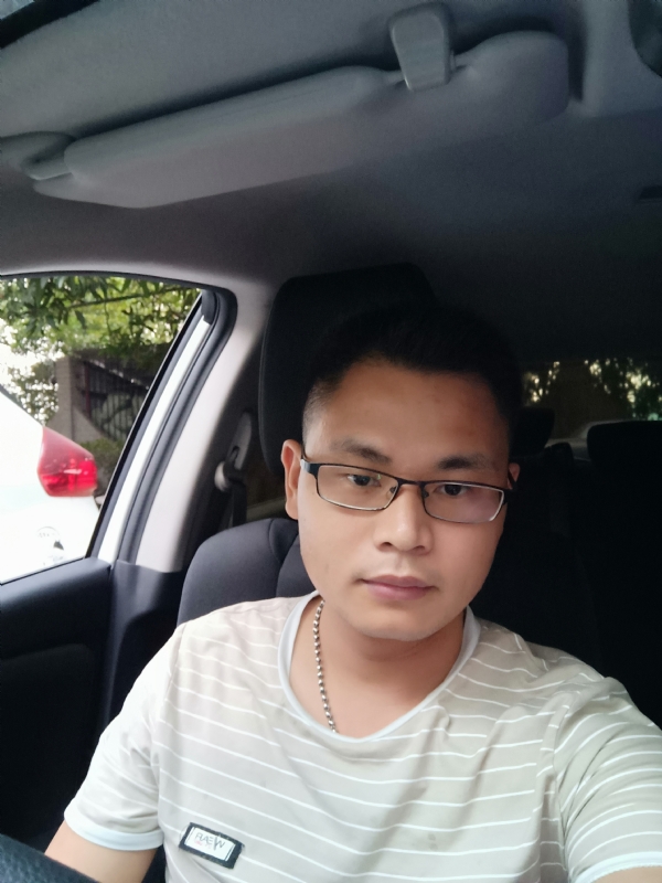 水明的第一张照片--南宁相亲服务中心