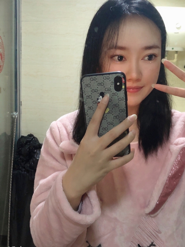 叶落知秋的第一张照片--南宁相亲服务中心