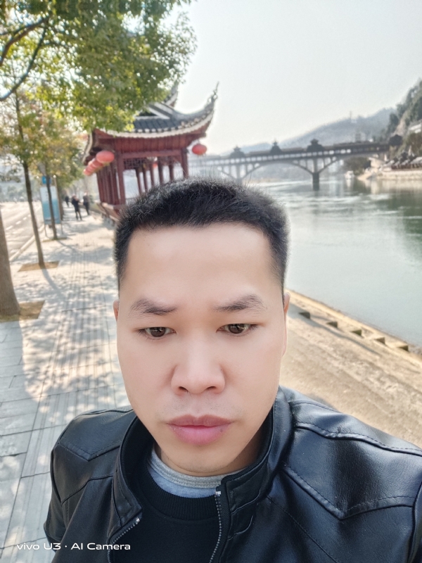 啊锦的第二张照片--南宁相亲服务中心