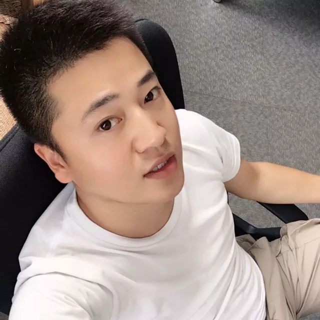 稻草人的第一张照片--南宁相亲服务中心
