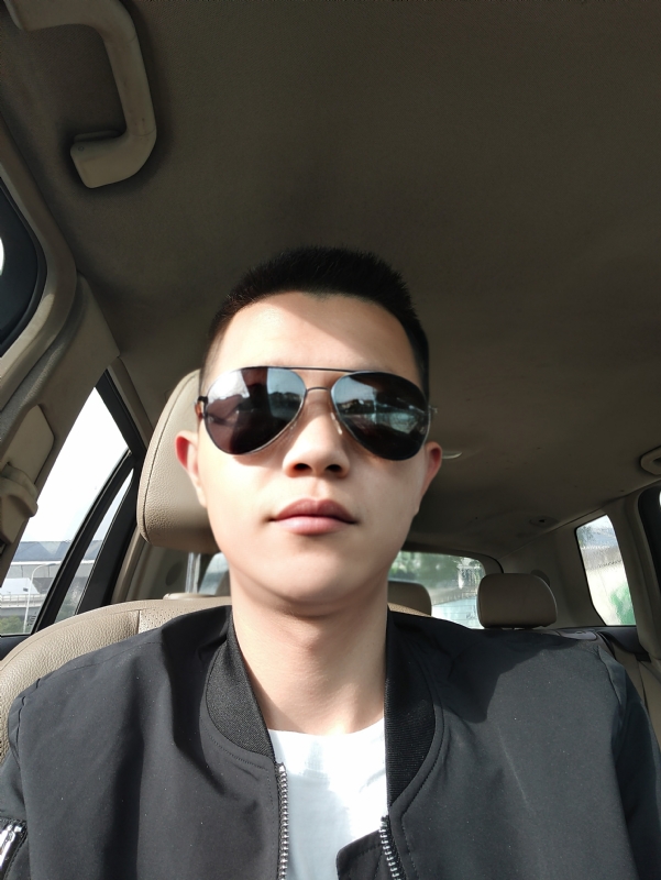 葛先生的第二张照片--南宁相亲服务中心