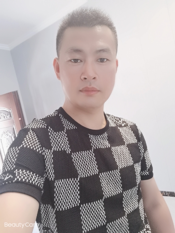 快乐无罪的第一张照片--南宁相亲服务中心