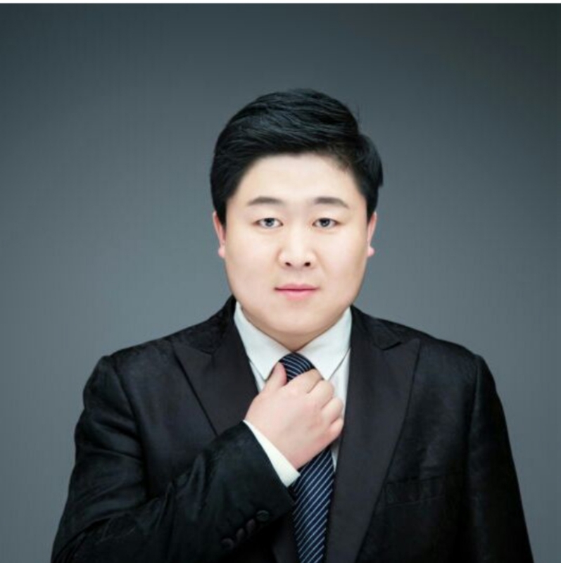 迷途小书童的第一张照片--南宁相亲服务中心