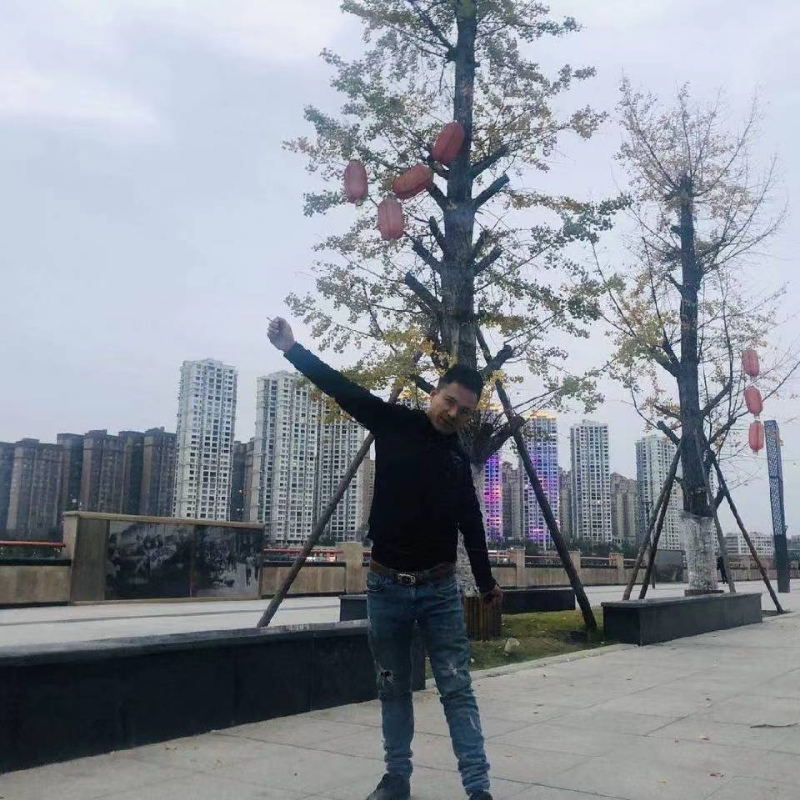 空空的房间的第一张照片--南宁相亲服务中心