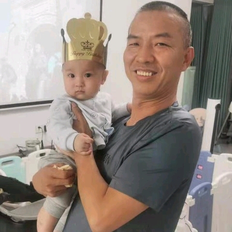 爱辣的鱼的第一张照片--南宁相亲服务中心