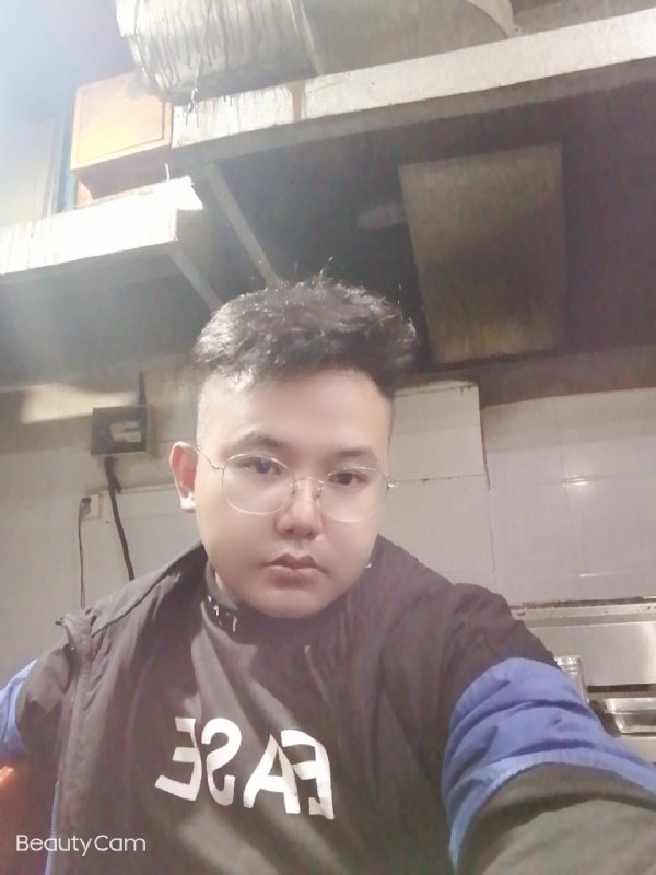 棒哥的第一张照片--南宁相亲服务中心