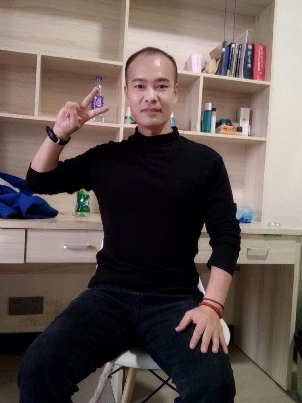 熊大与熊二的第一张照片--南宁相亲服务中心
