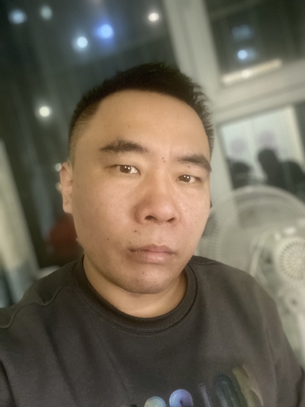 云的第四张照片--南宁相亲服务中心