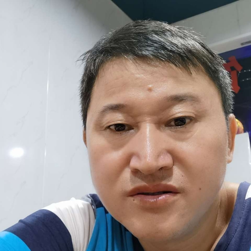 宏宏的第一张照片--南宁相亲服务中心