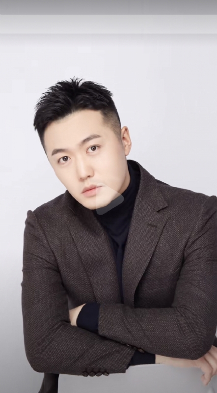 杨天枭的第一张照片--南宁相亲服务中心