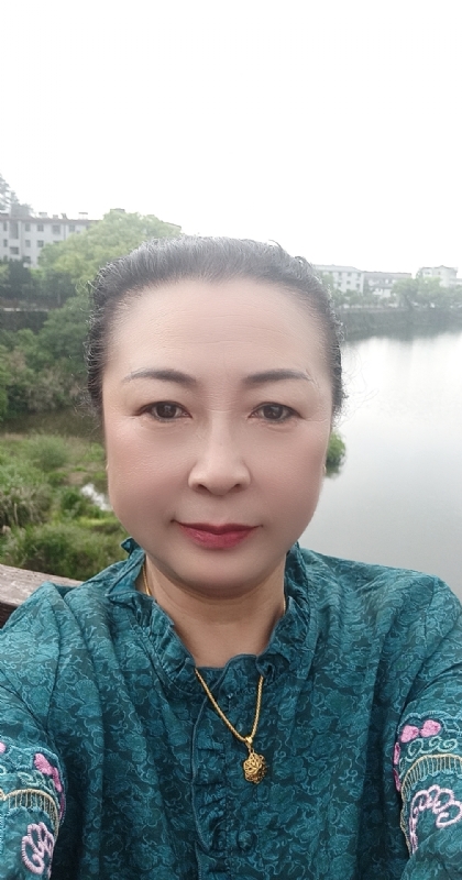 雨中情的第二张照片--南宁相亲服务中心