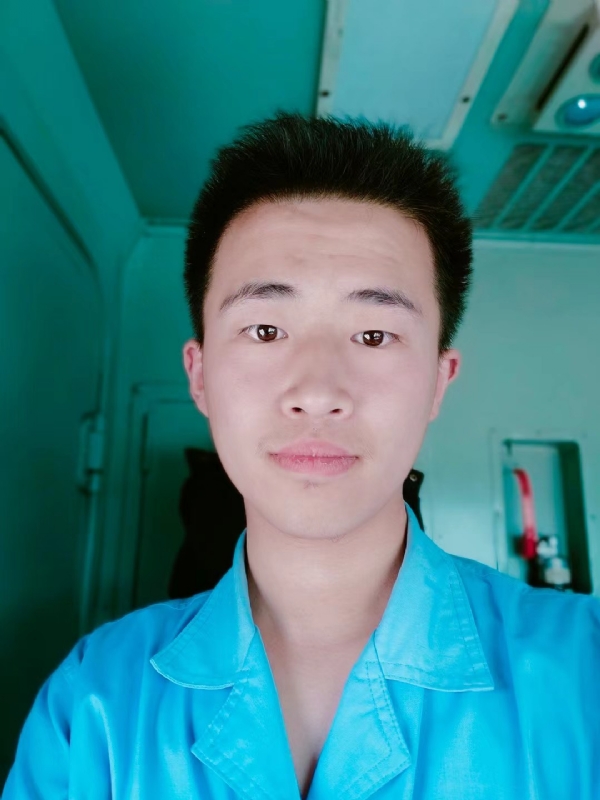 生而为人的第一张照片--南宁相亲服务中心
