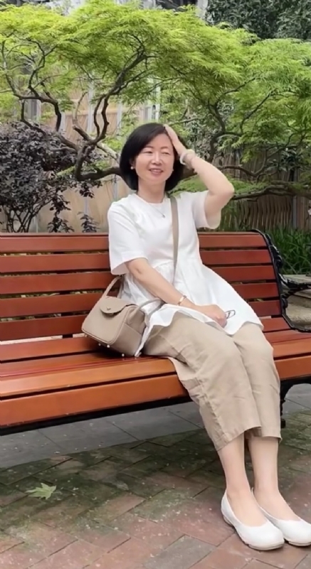 千年老母猪的第三张照片--南宁相亲服务中心