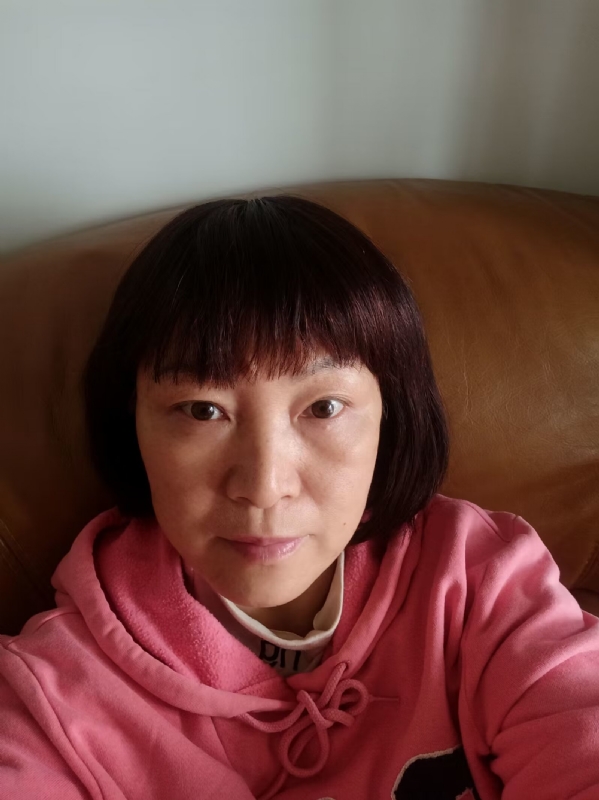 红玫瑰的第一张照片--南宁相亲服务中心