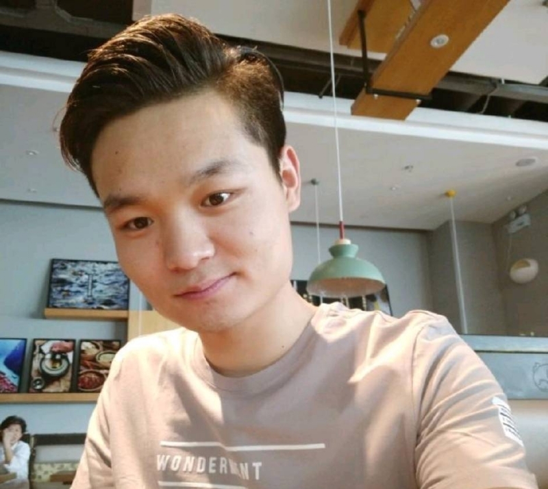 裴海洋的第一张照片--南宁相亲服务中心