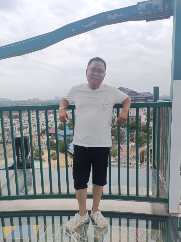 飞哥的第一张照片--南宁相亲服务中心