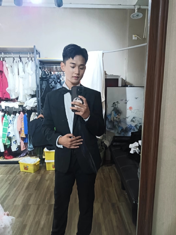 李梓宇的第一张照片--南宁相亲服务中心