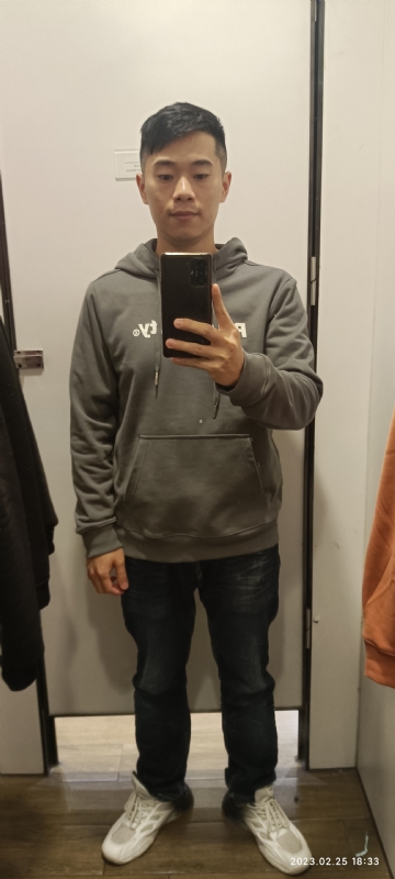 酷酷的少年的第一张照片--南宁相亲服务中心