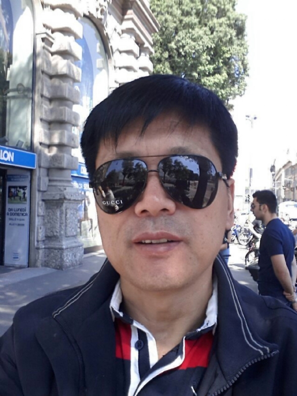 春风的第一张照片--南宁相亲服务中心