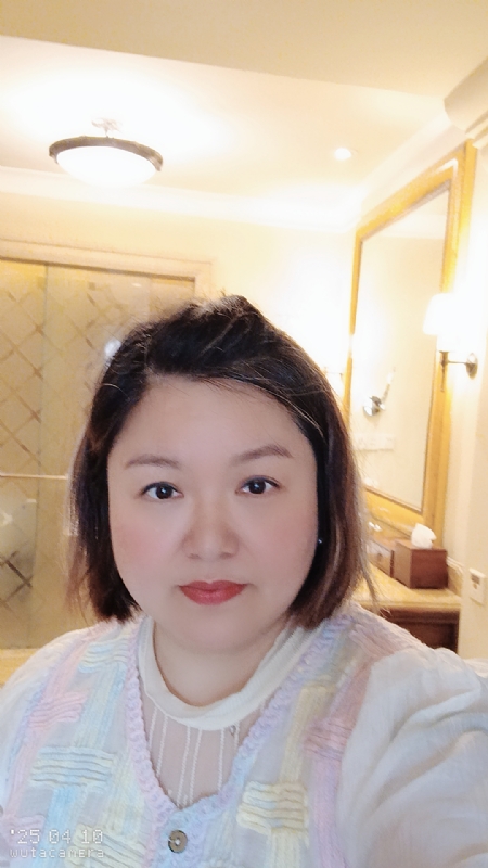 衎静玲瓏的第一张照片--南宁相亲服务中心