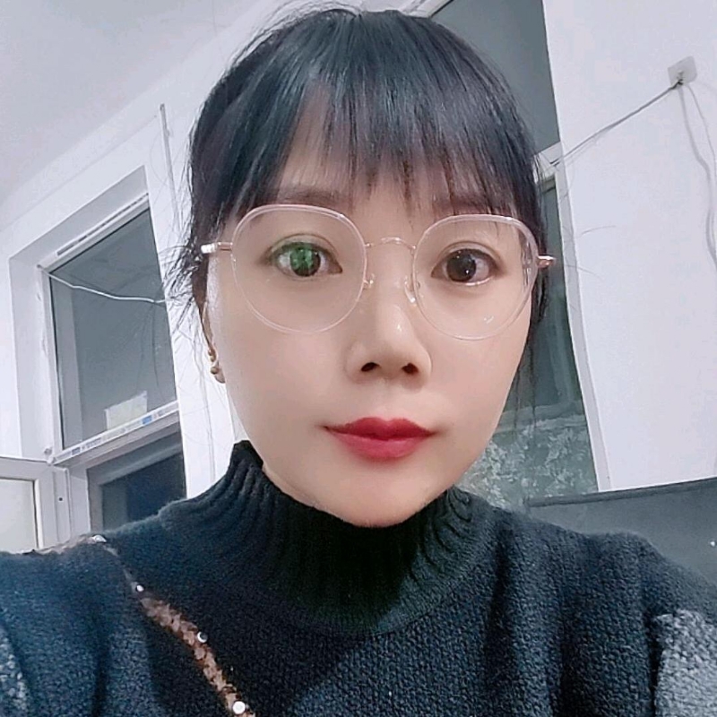 贺茂芳的第一张照片--南宁相亲服务中心