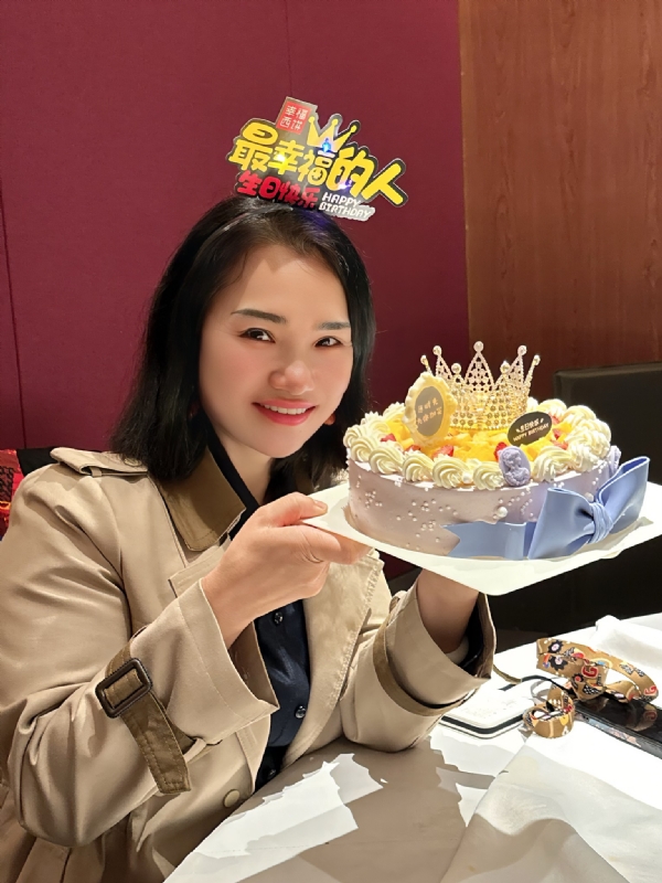 Apple的第一张照片--南宁相亲服务中心